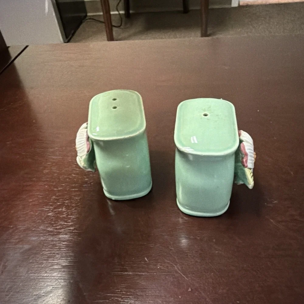 N/A salt pepper